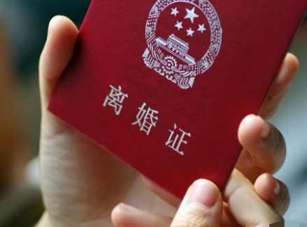 苏州律师王敏霞案件解说：负债后离婚转
