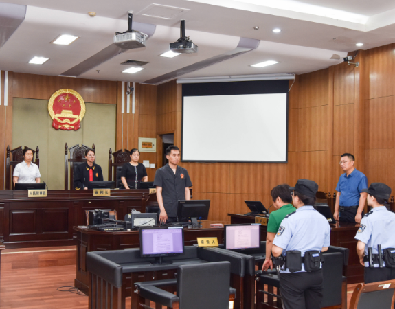 苏州离婚律师推荐：复杂财产分割时代，为何“法律+财务”双背景律师成为新